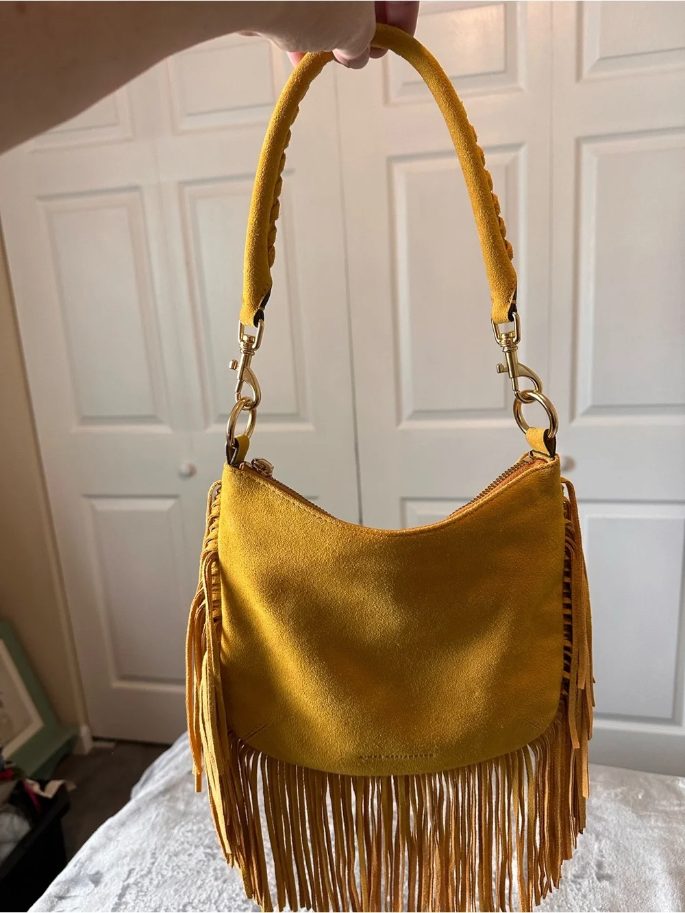 Aimee Kestenberg Kane Convertible shoulder Bag in Sunshine Fringe Suede Boho GUC